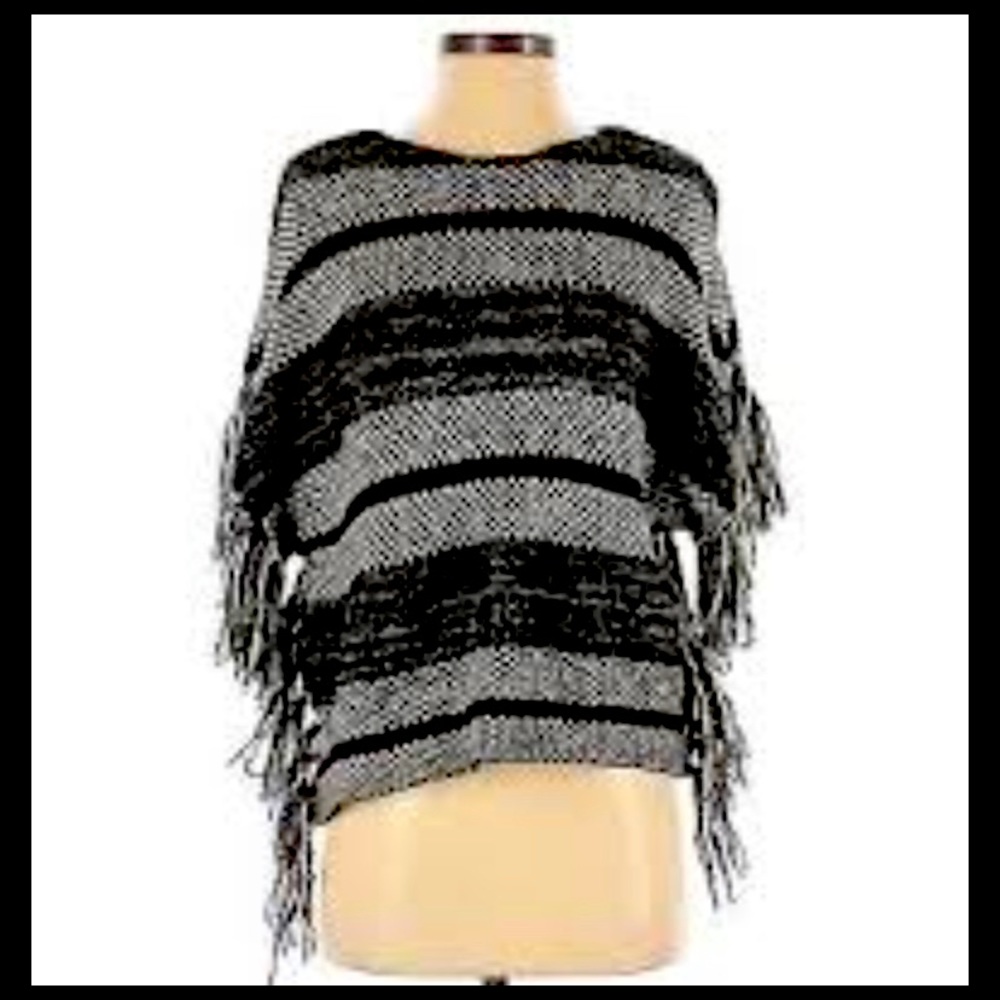 Lucky brand poncho size M